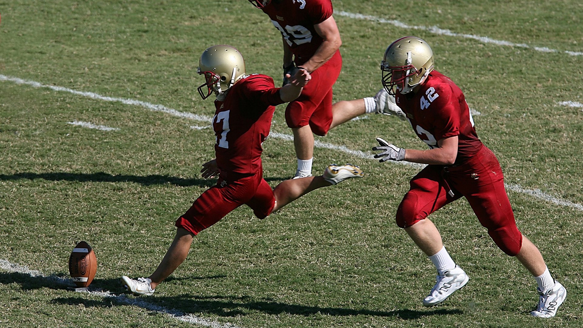 篮球运动员专项技能与体能协同训练方法探讨,篮球技术与体能训练